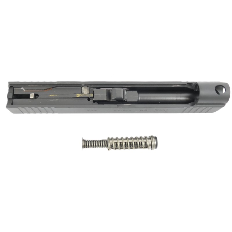 GLOCK 48 AVEC RAIL CAL 9X19